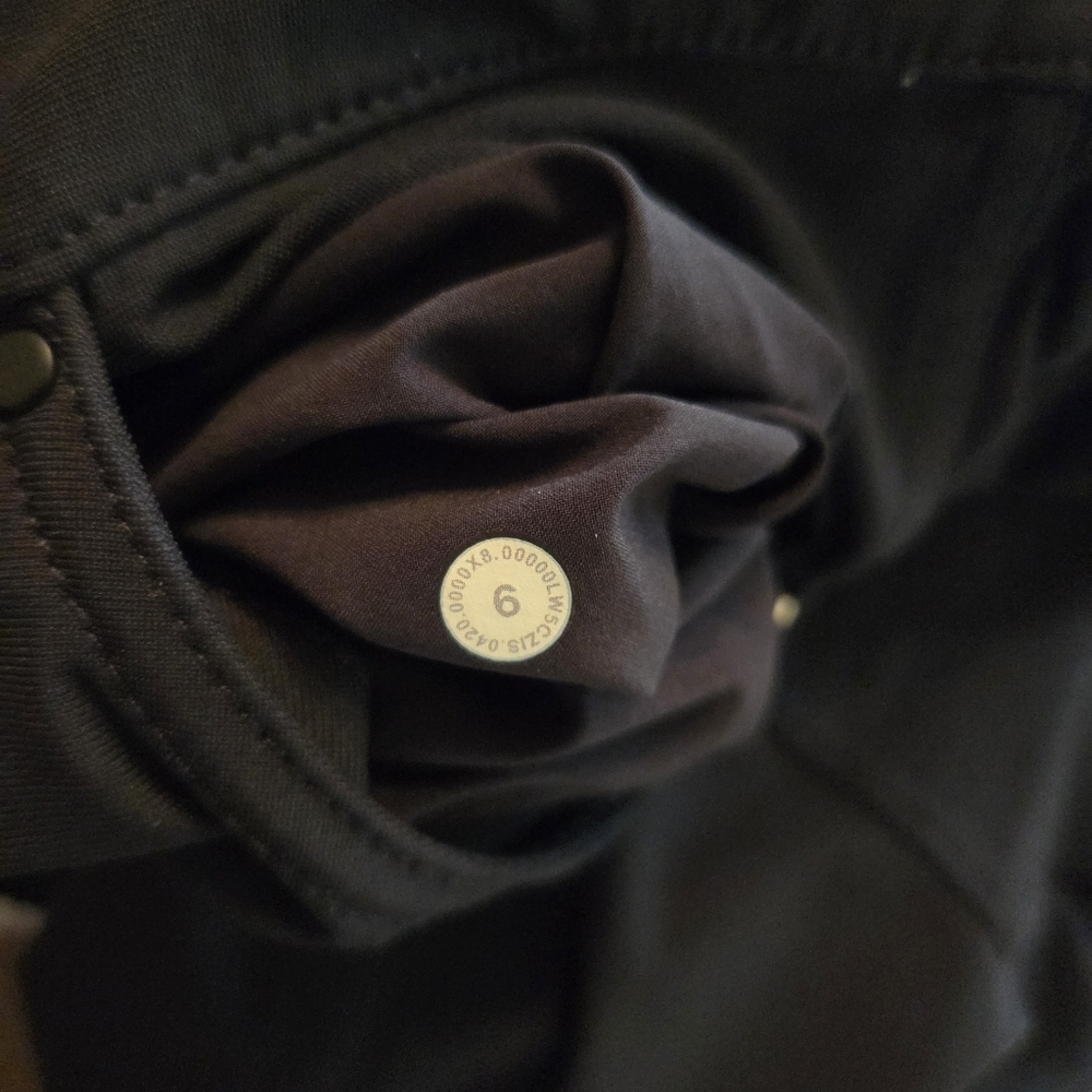 Lululemon Women's Pants Black Size 6 City Sleek 5 Pocket 7/8 Casual Everyday - Picture 14 of 14